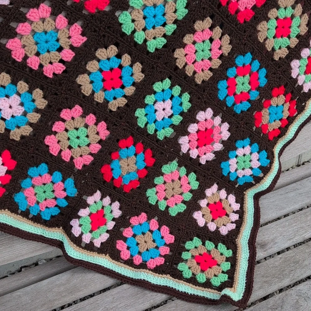 Colorful Crochet Granny Square Blanket Vintage Lap Throw Decoration